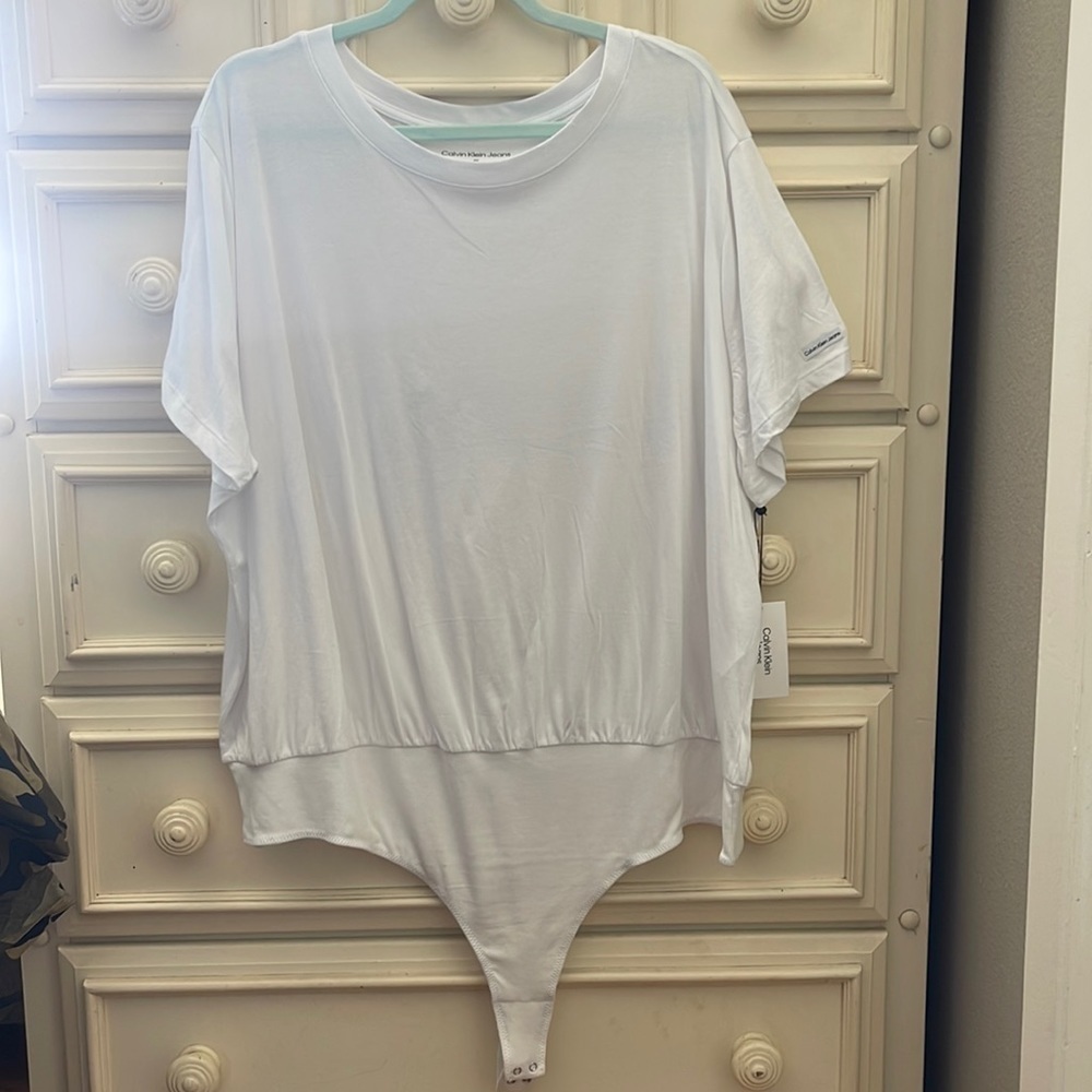 Nwt Calvin Klein White Bodysuit.